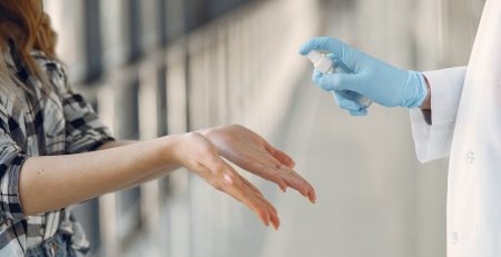 dezinfekcia ruk